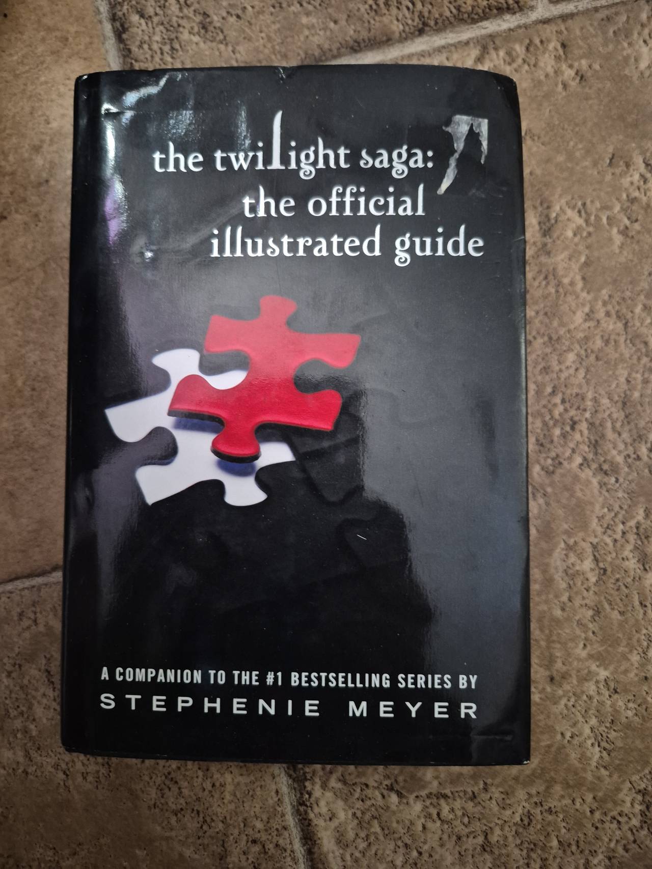 The Twilight Saga: The Official Illustrated Guide by Stephenie Meyer