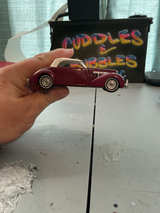 Matchbox Models of Yesteryear 1937 Cord 812 S/C Sedan Coupe Y-18 - Image 1