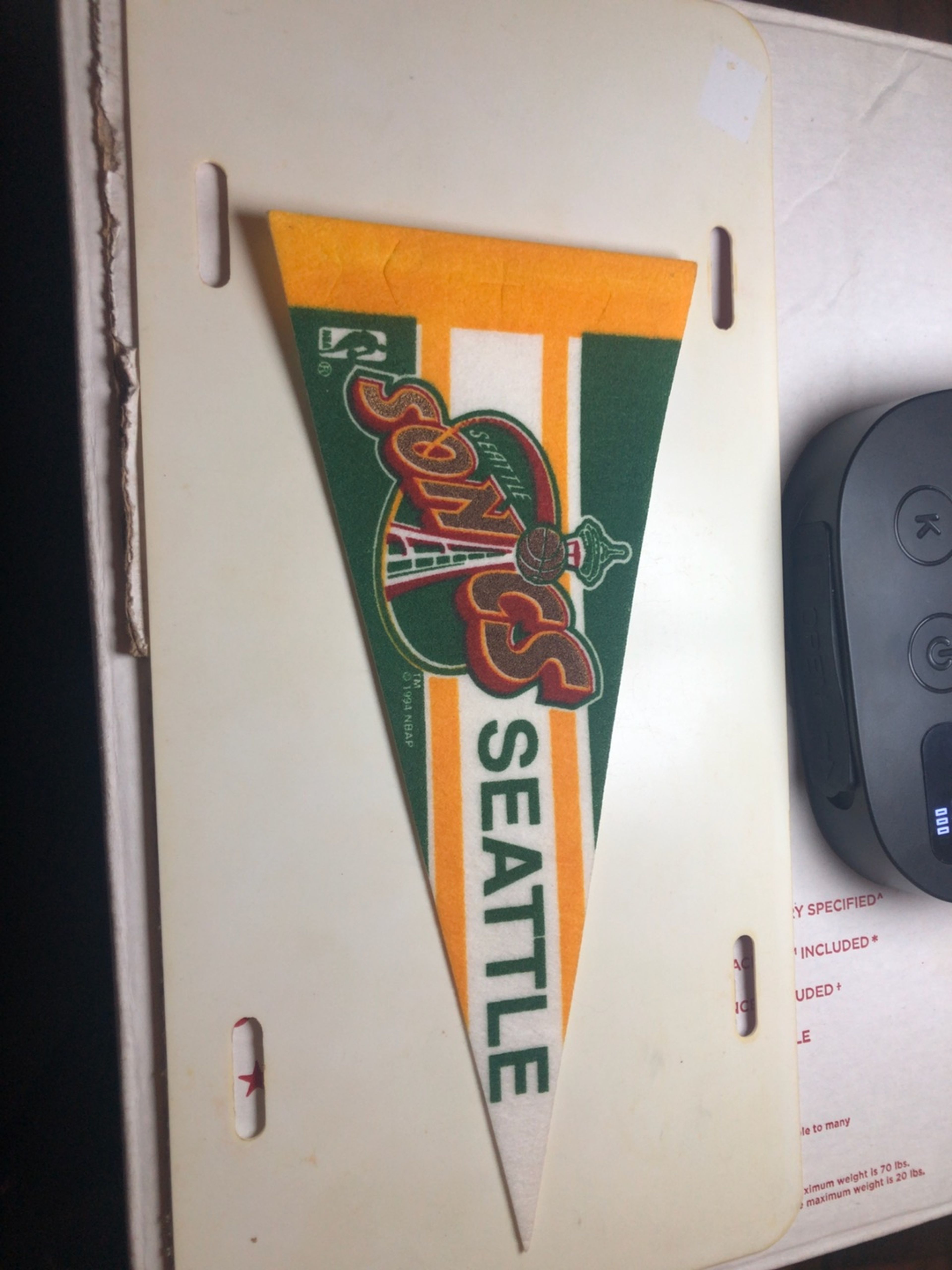 Mini pennant 1994 Seattle Supersonics Vintage NBA Basketball Pennant Flag