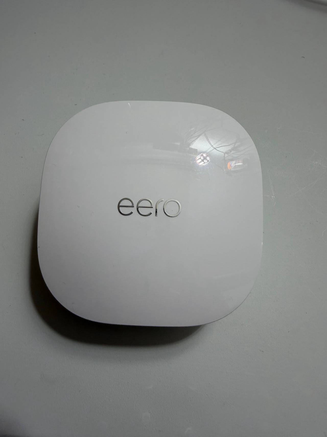 eero Mesh WiFi Router J010001 w/ Power Adapter Tested