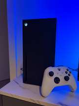 Xbox Series X - Image 3
