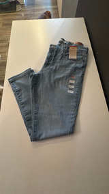 Levi's 311 Shaping Skinny Jeans - Image 2
