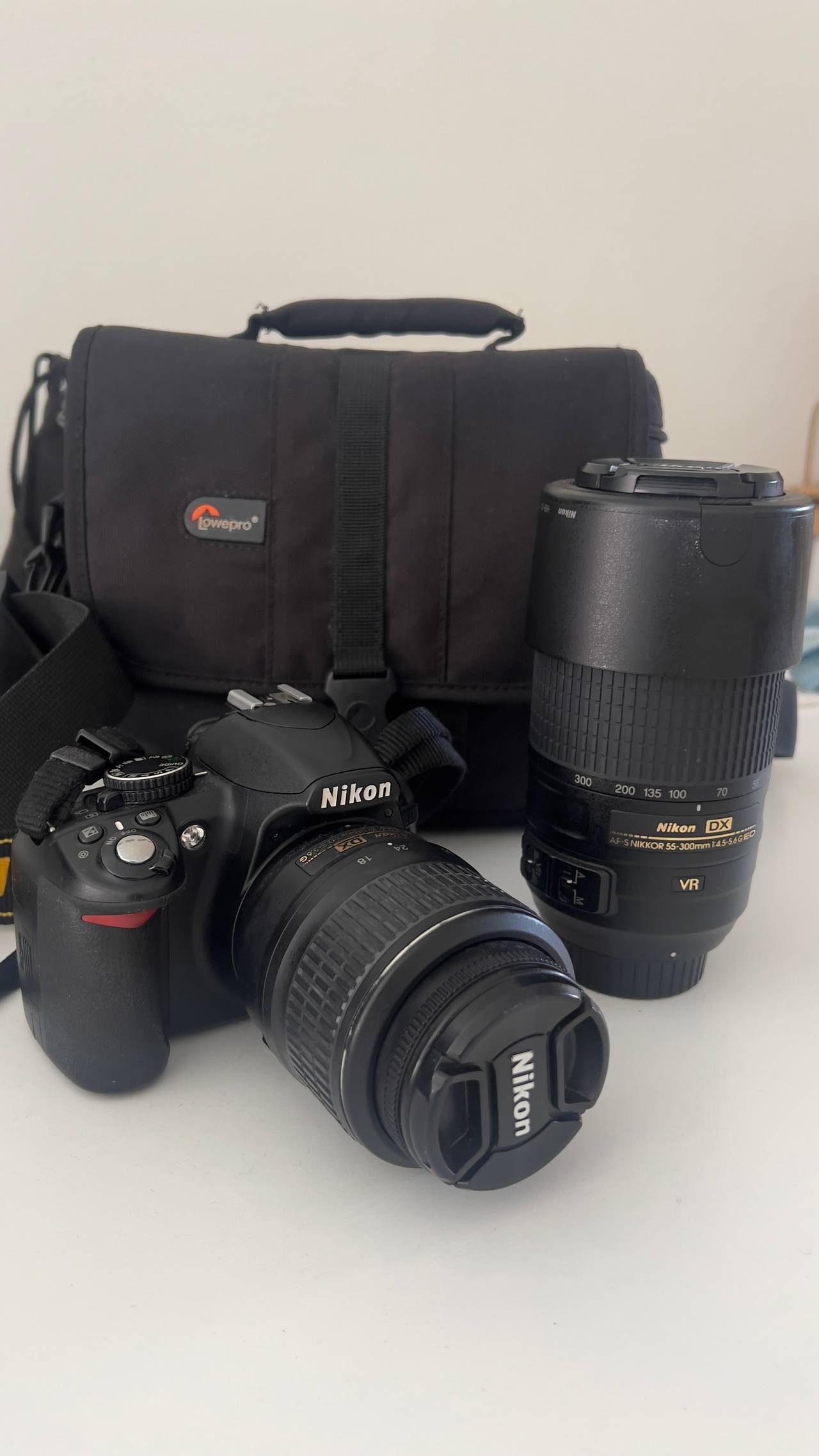 Nikon D3100 DSLR Camera Kit