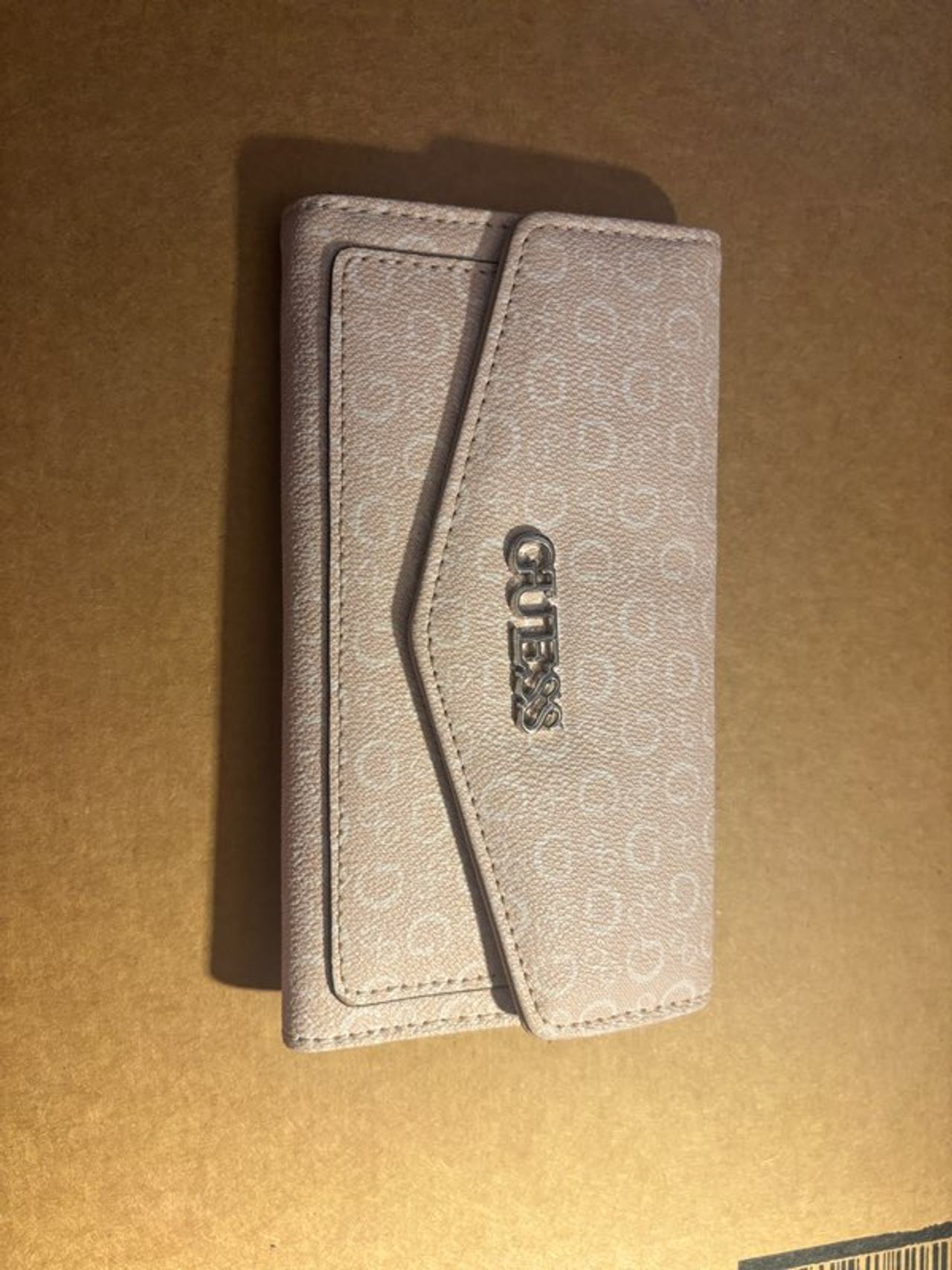 Guess Wallet