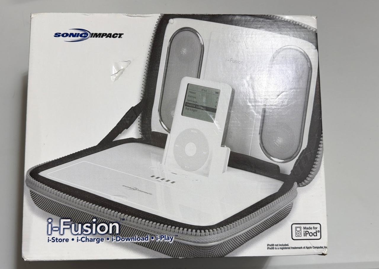Vintage Apple iPod Mini 6GB Green + Sonic Impact i-Fusion Speaker System OpenBox