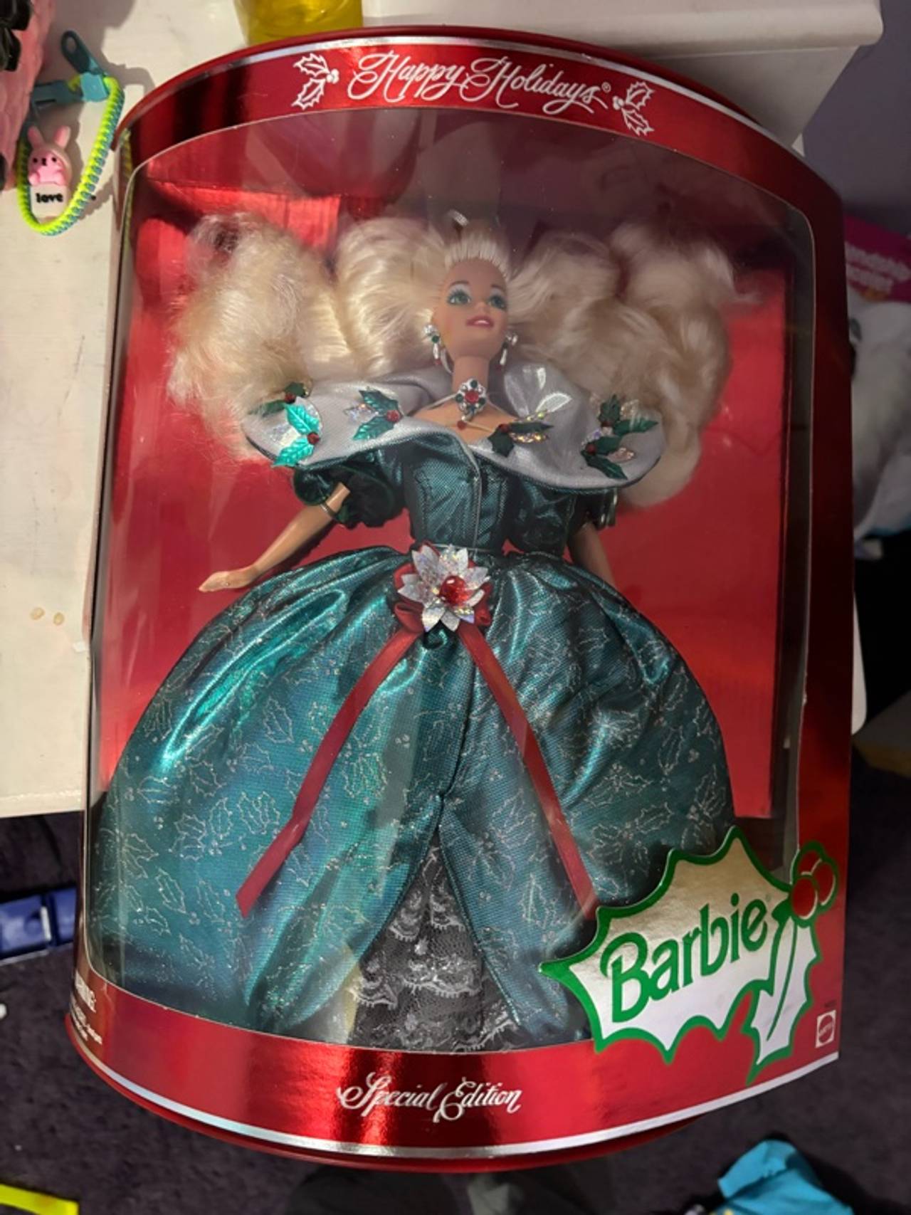 Mattel Happy Holidays Barbie 1995 Special Edition