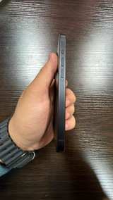 Apple iPhone 15 Pro 128GB Black Titanium - Image 5