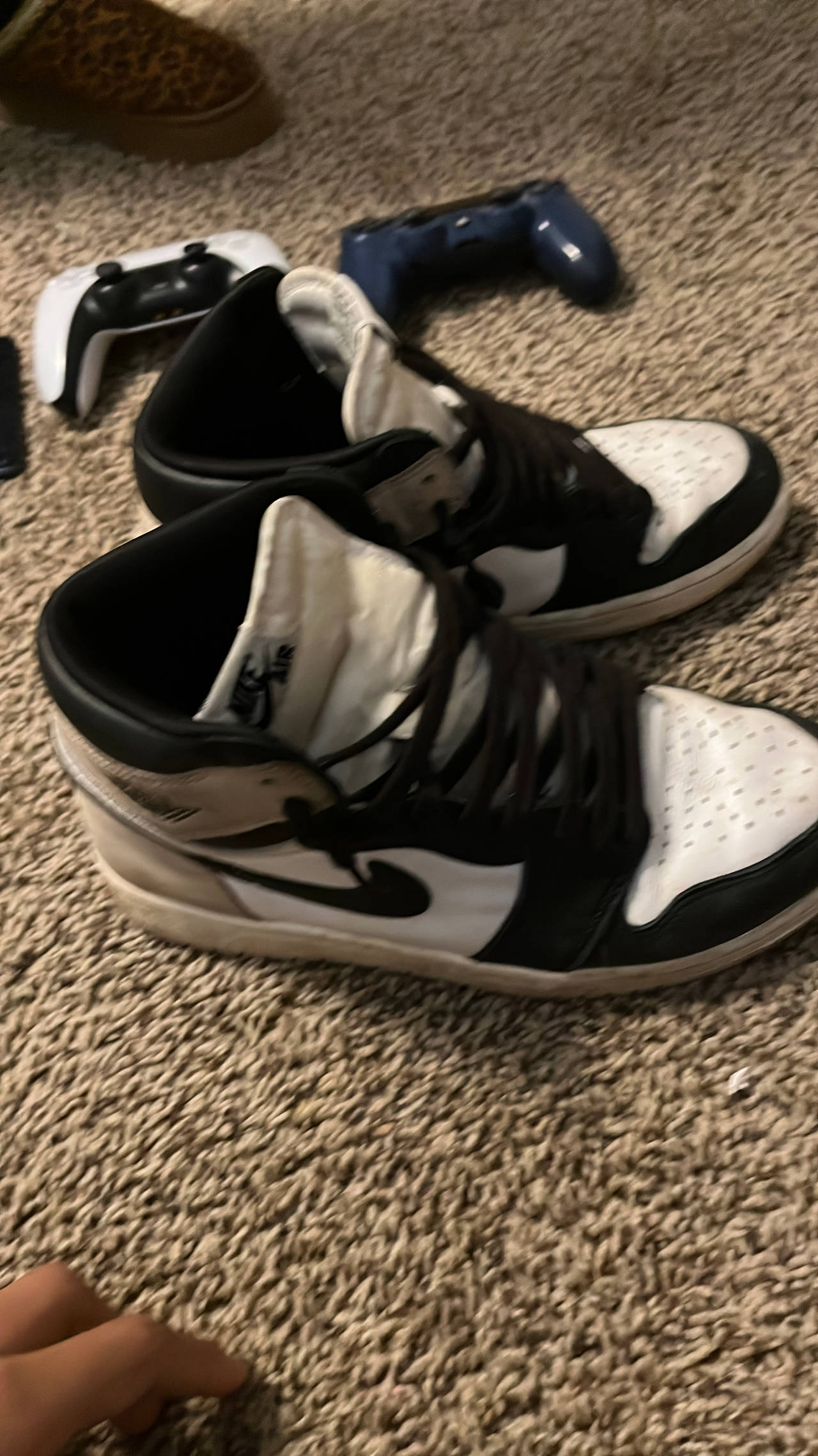 Nike Air Jordan 1 Retro High OG 'Dark Mocha'