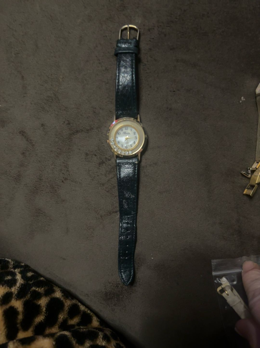 Ronica Women's Quartz Watch with Rhinestones Black Leather Band