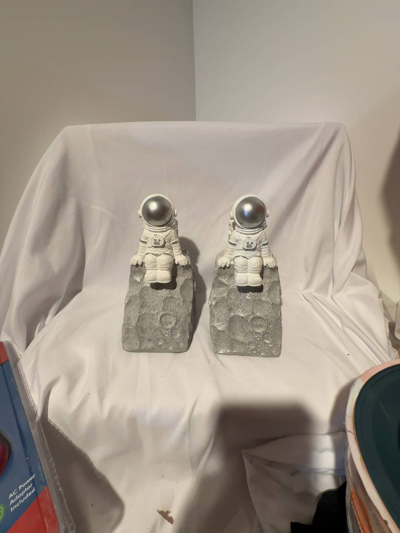 Astronaut Resin Bookends