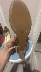 Dexter Women's Gold Glitter Wedge Sandals - Image 4