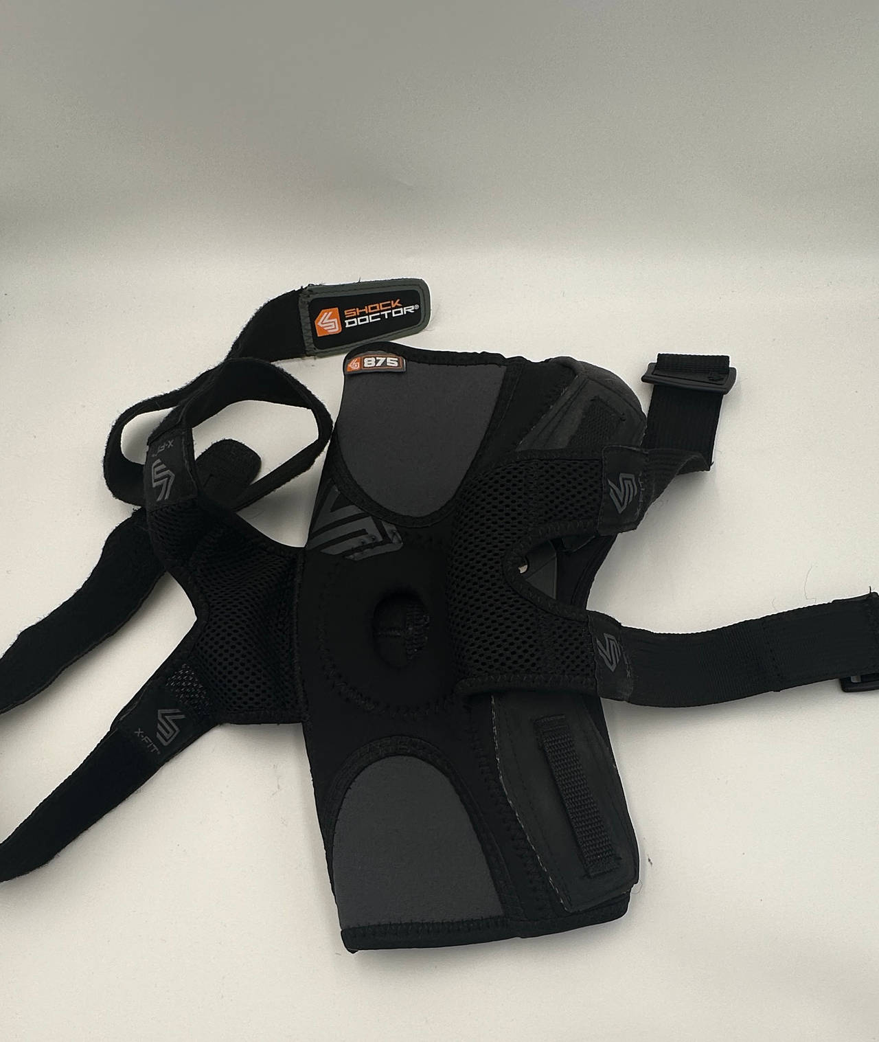 Shock Doctor 875 Ultra Knee Support with Bilateral Hinges