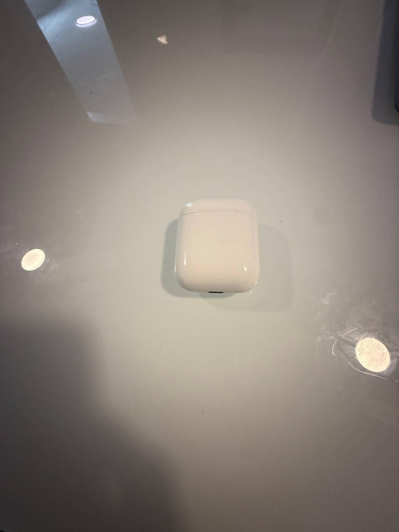 Apple AirPods (2nd generation)