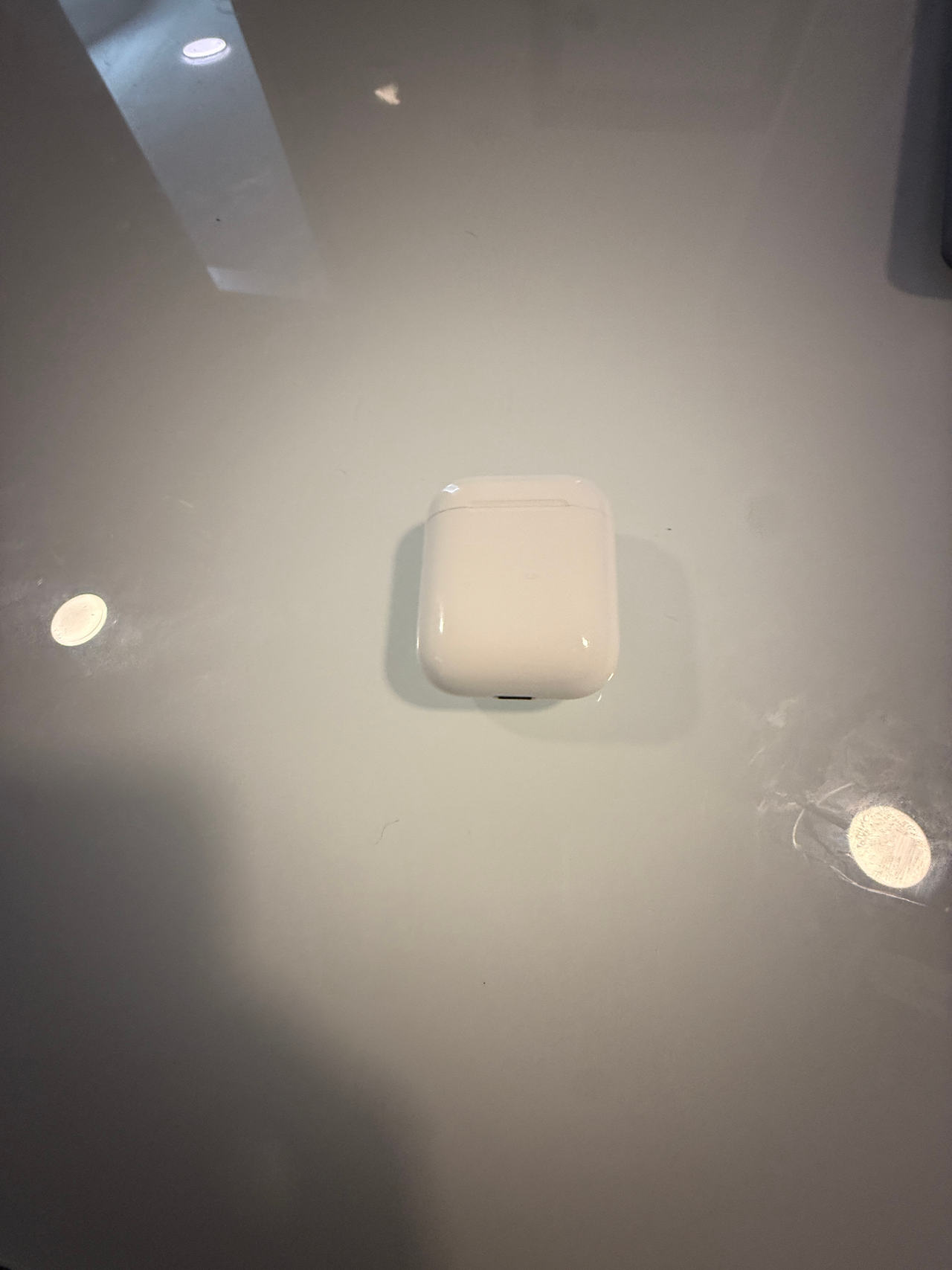 Apple AirPods (2nd generation)