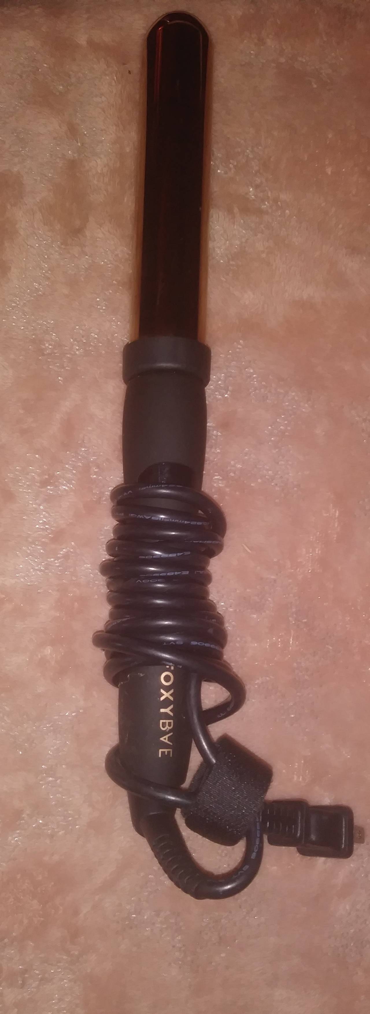 FoxyBae Curling Wand