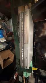 Panasonic PV-D4743S DVD/VCR Combo Player - Image 2
