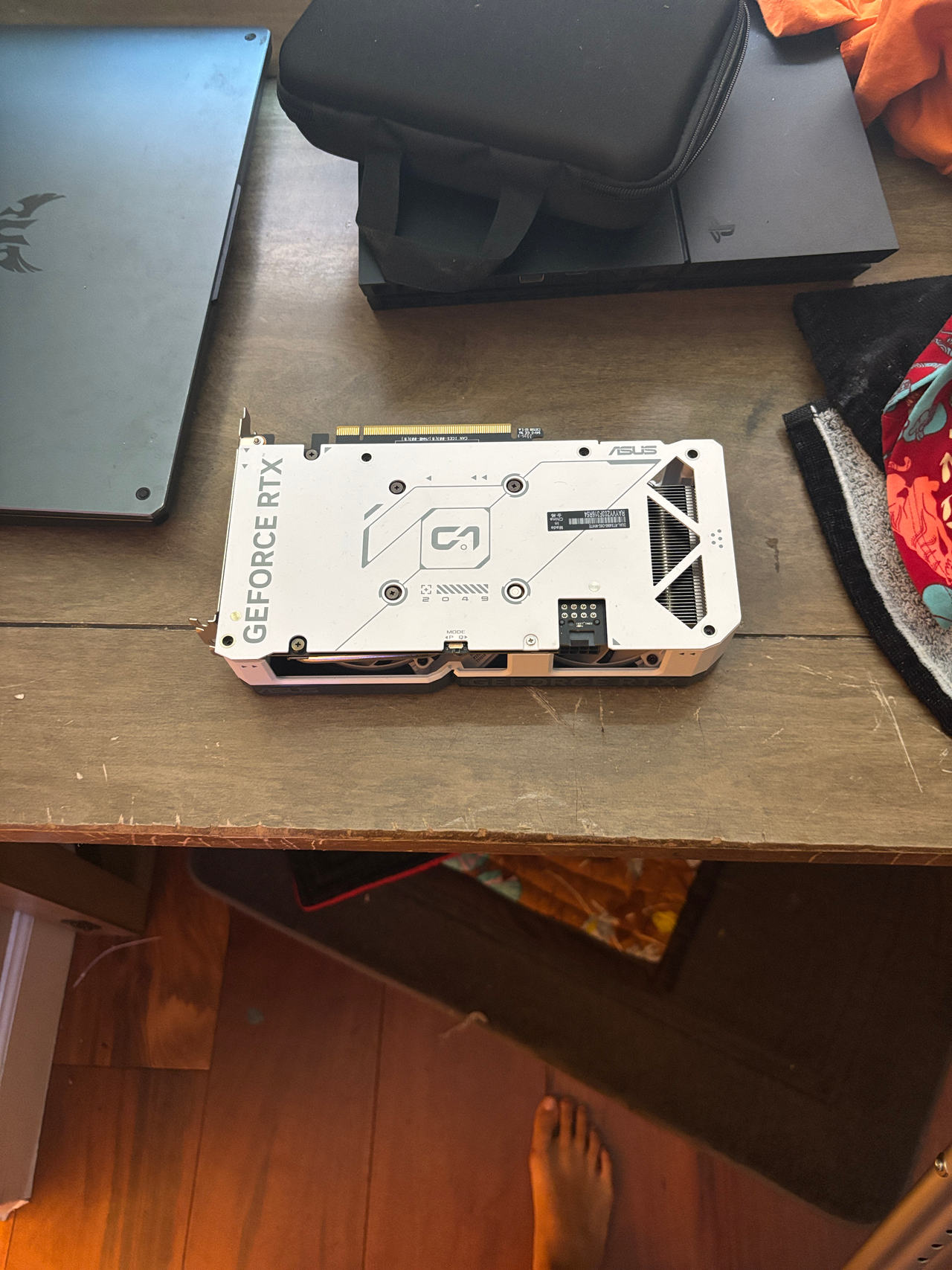 ASUS Dual GeForce RTX 4060 White OC Edition