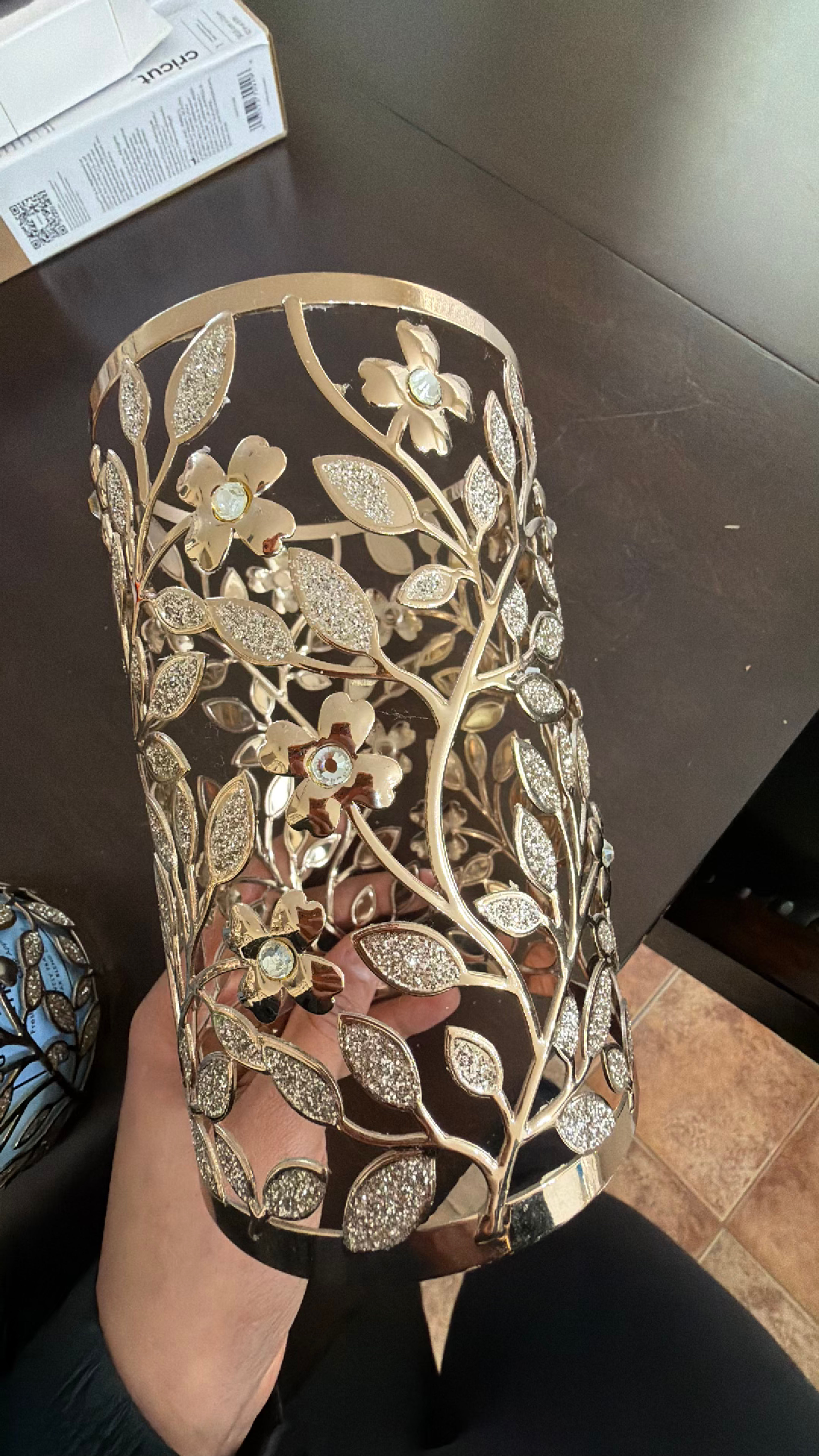 Bath & Body Works Botanical Bling 3-Wick Candle Sleeve Holder – Gold/Rose Gold - Image 3