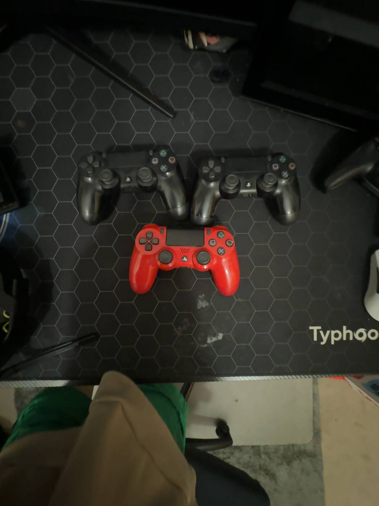 Sony PlayStation 4 Slim Black with 2 Controllers