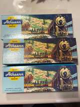 Athearn HO Scale Amtrak Streamlined Passenger Car Set Phase I - Image 3