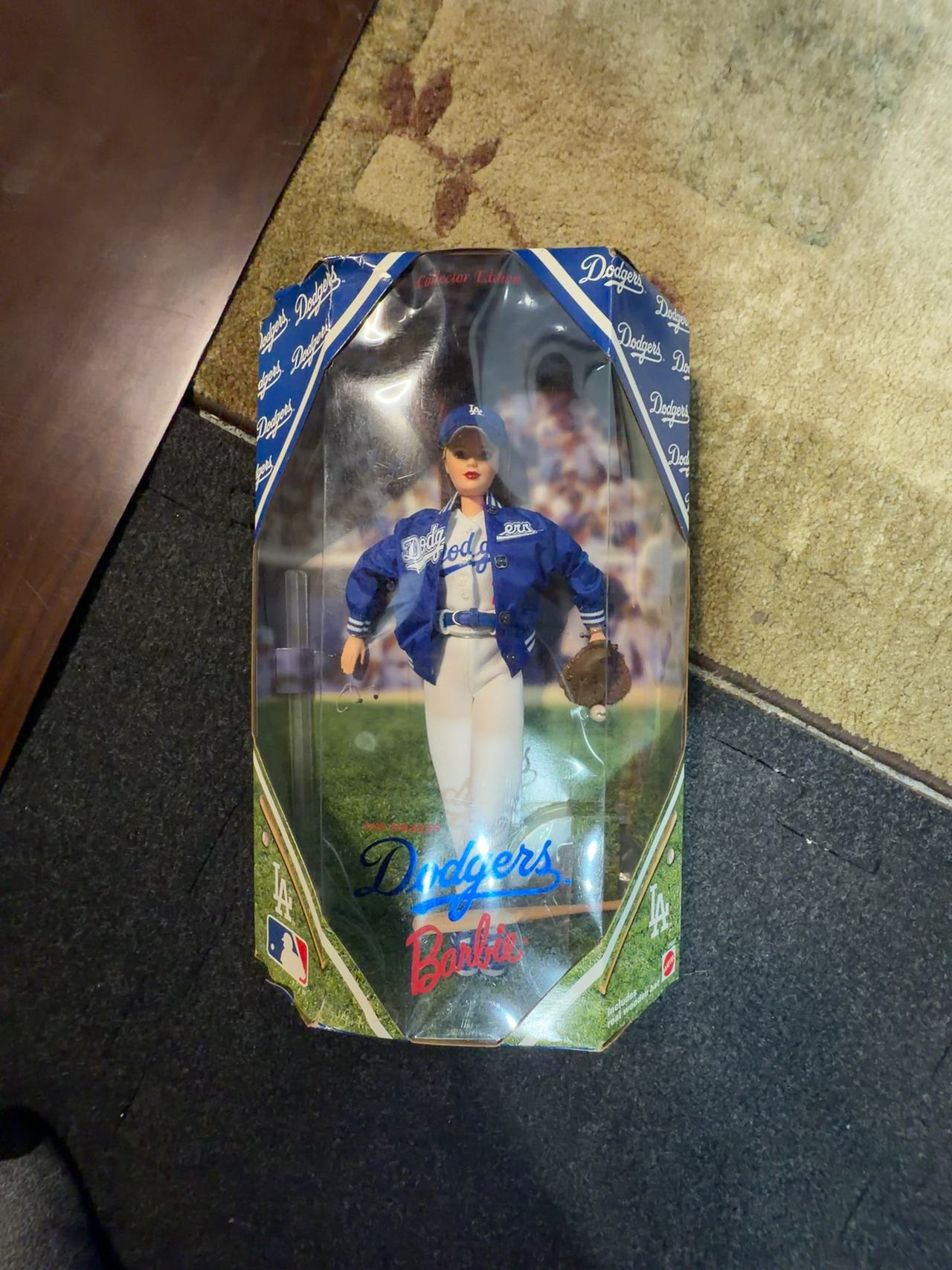 Mattel Los Angeles Dodgers Barbie Collector Edition