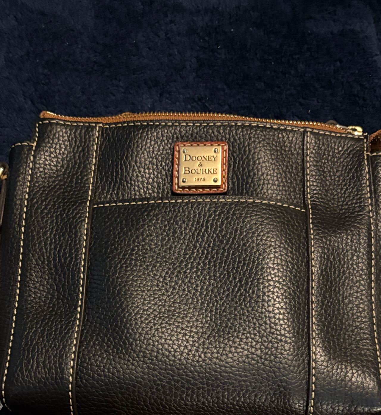 Dooney & Bourke Pebble Grain Leather Crossbody Bag