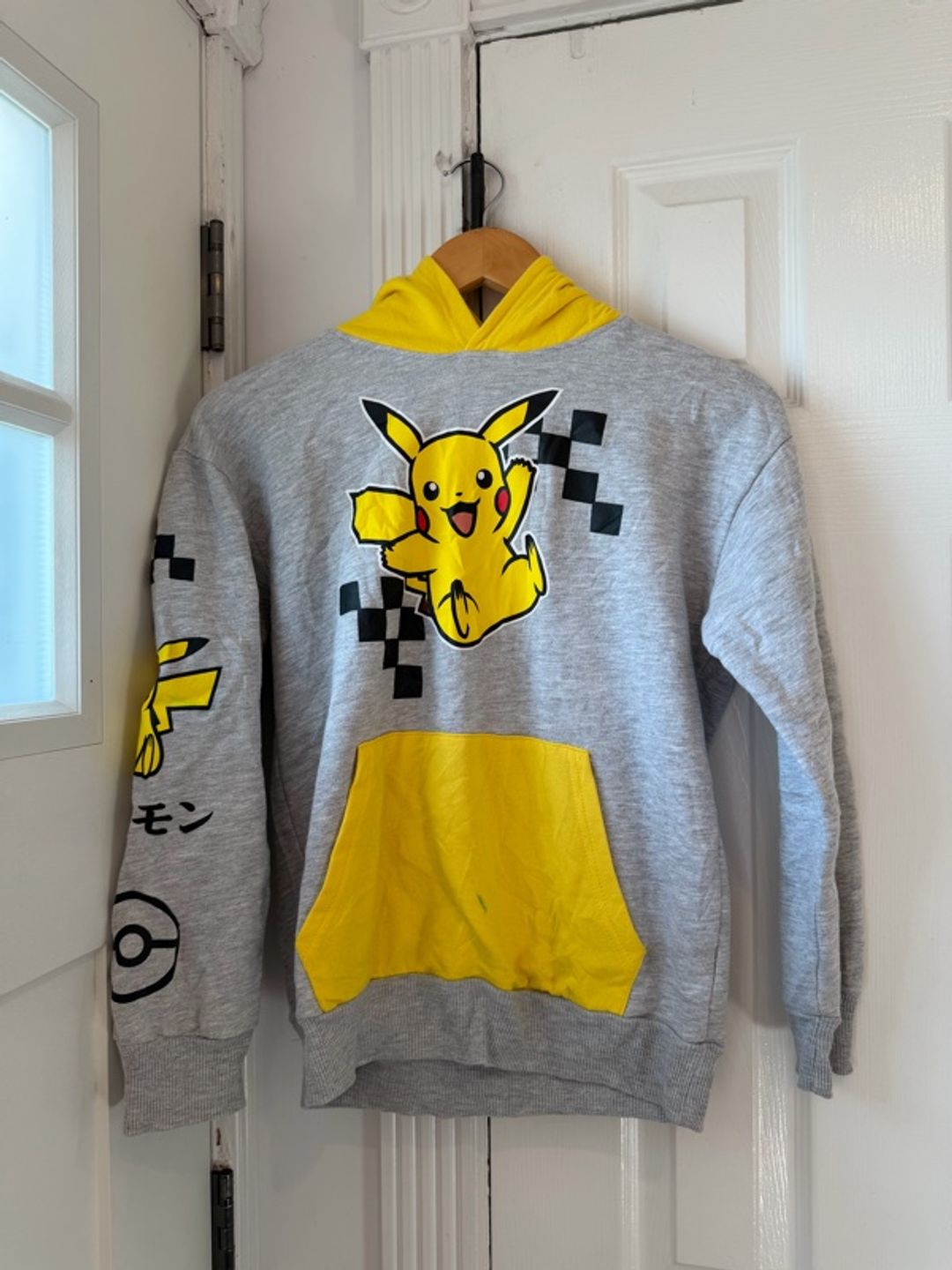 Pokemon Pikachu Kids Hoodie 10/12 Japanese Pokeball Long Sleeve Shirt