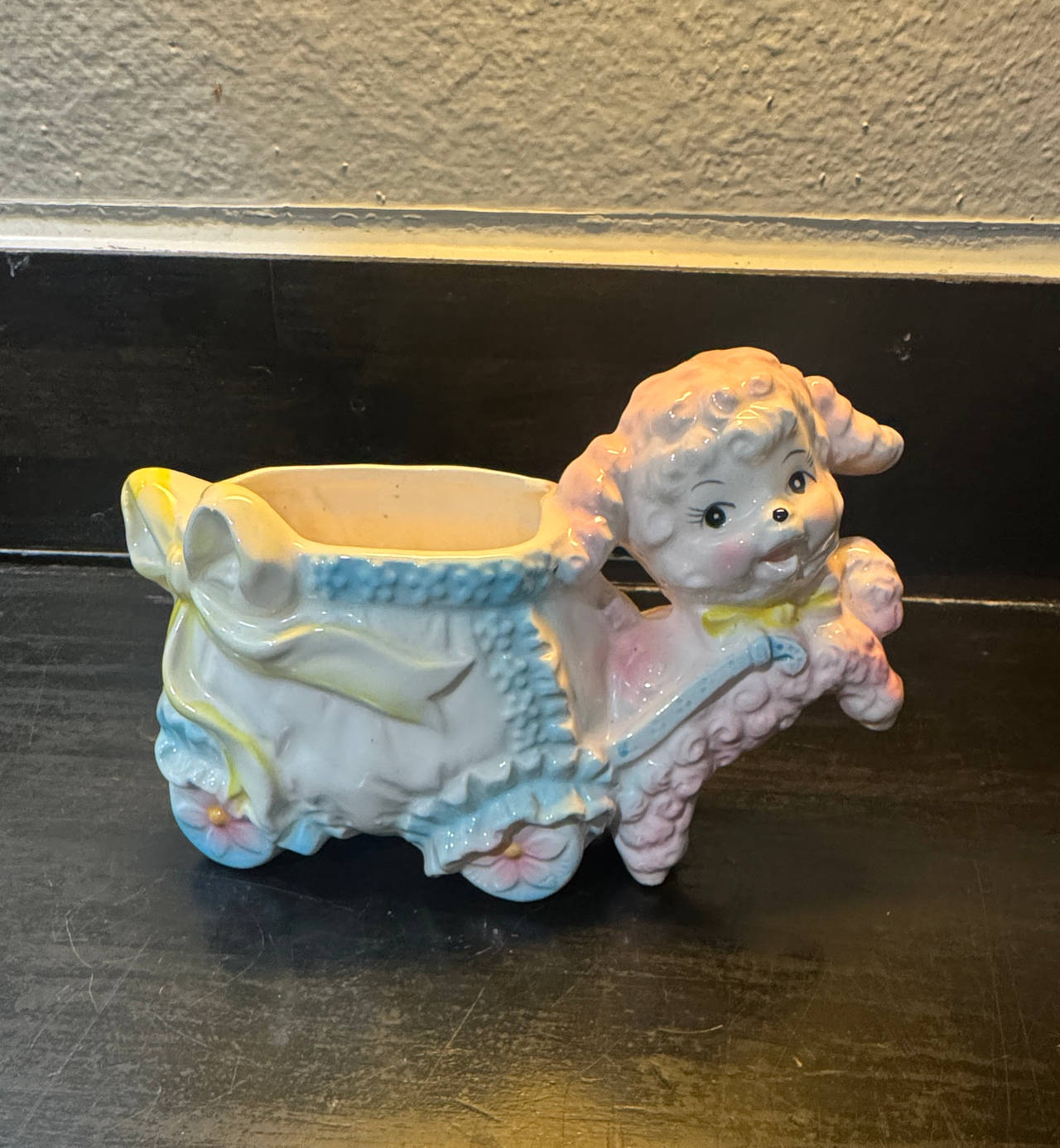 Relpo Poodle Pulling Carriage Planter