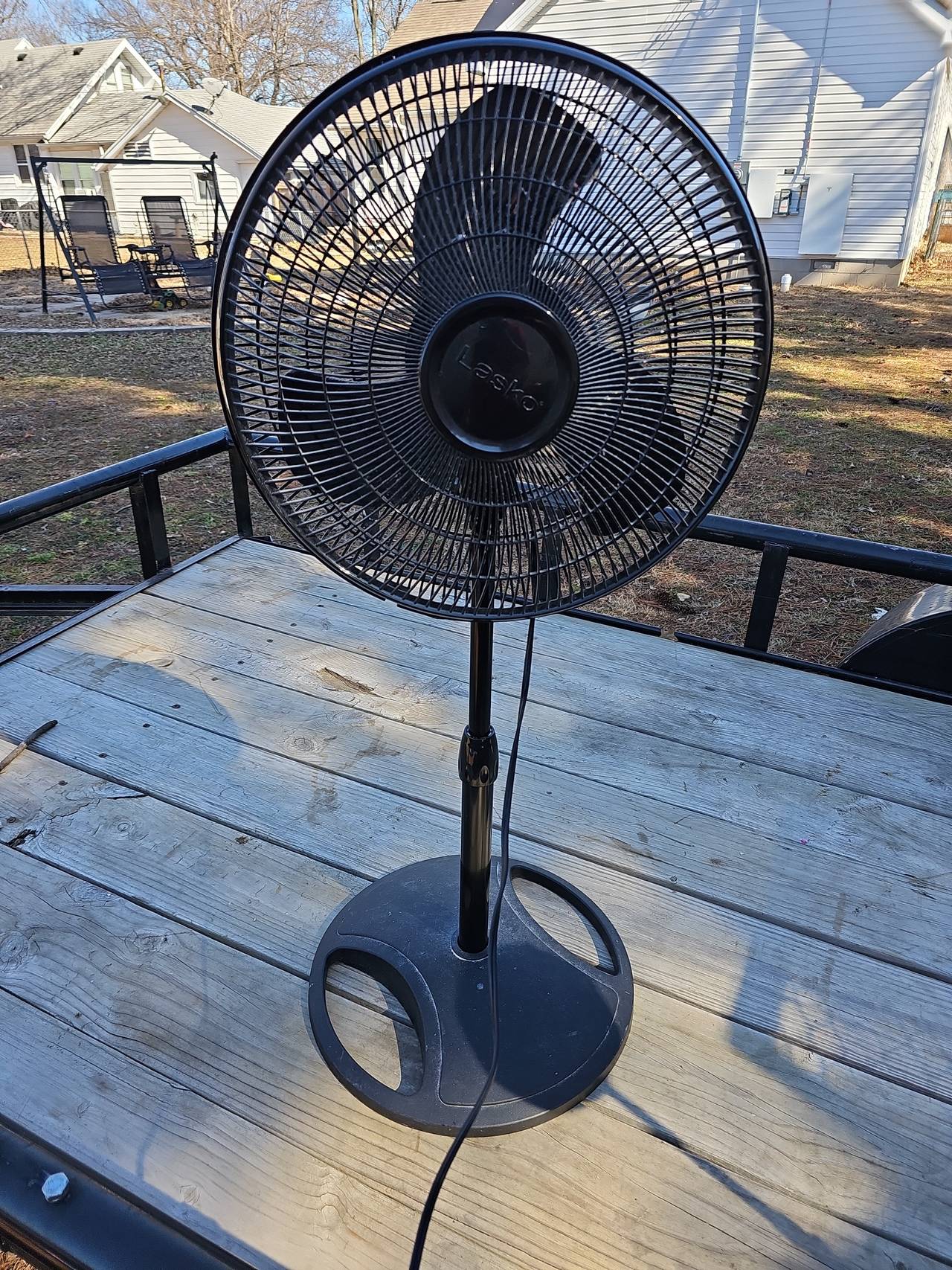 Lasko 18" Adjustable Elegance Pedestal Fan