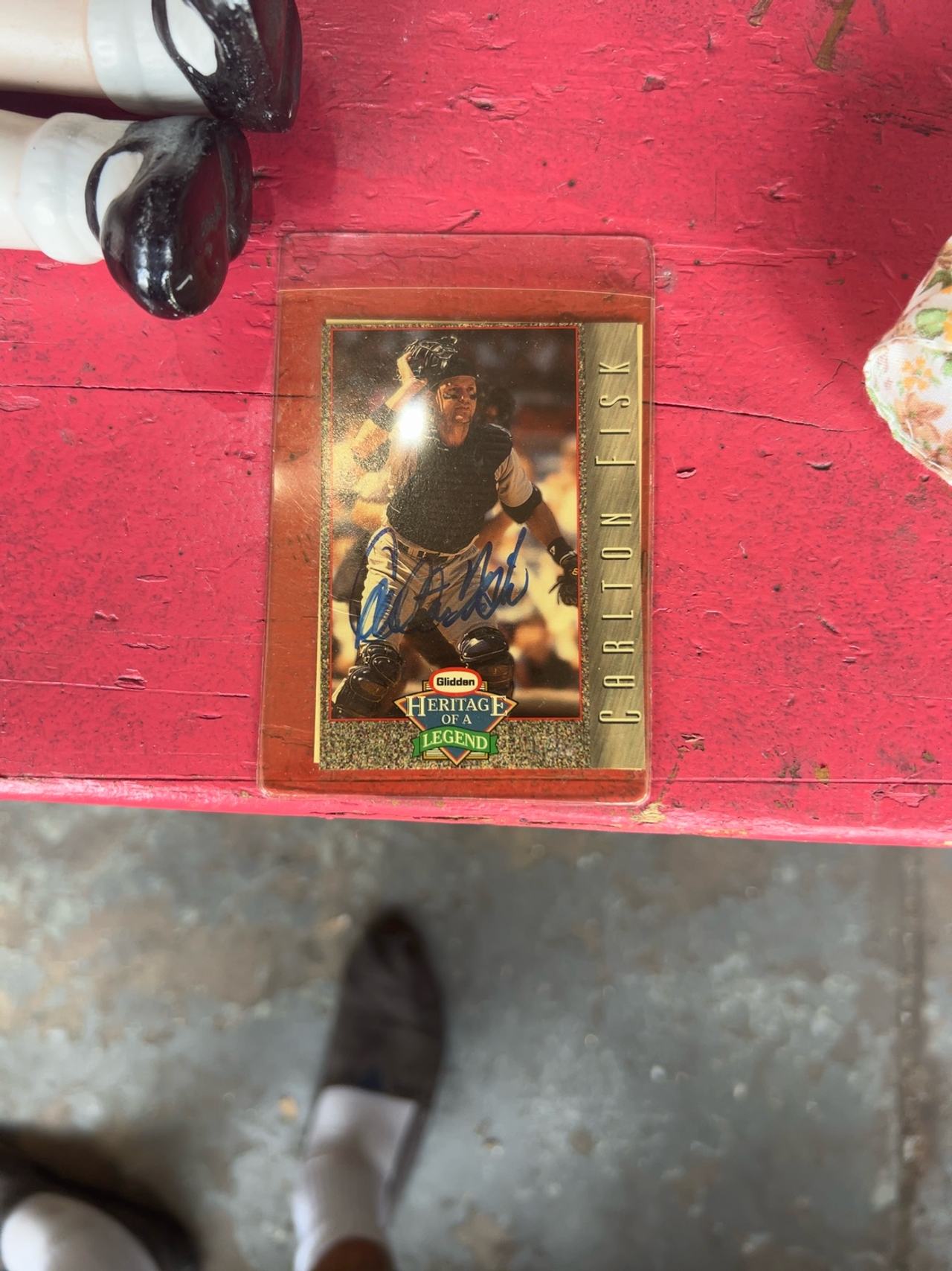 Glidden 1997 Heritage of a Legend Carlton Fisk Autographed Card