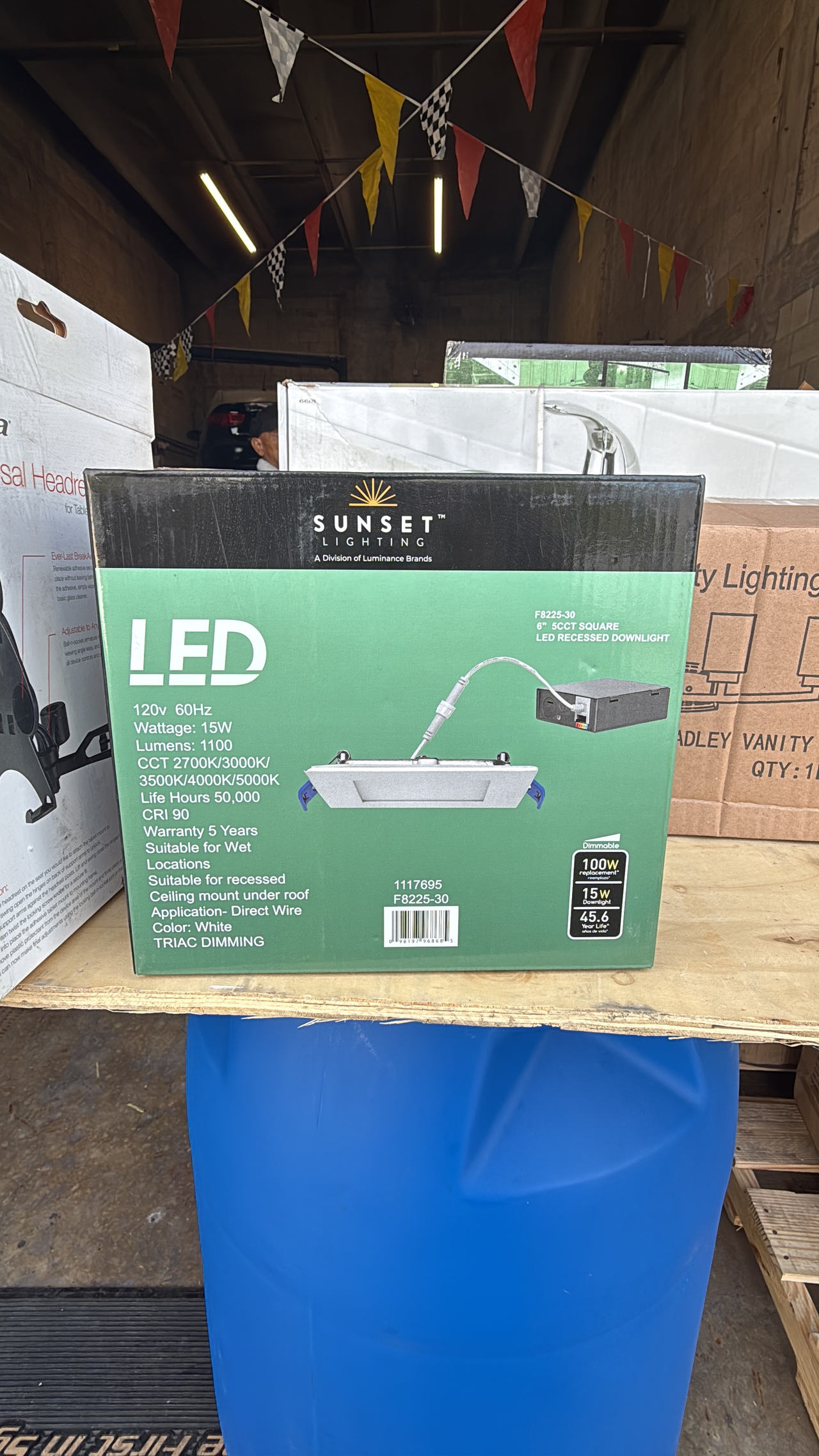 Sunset Lighting F8225-30 6" Square LED Recessed Downlight