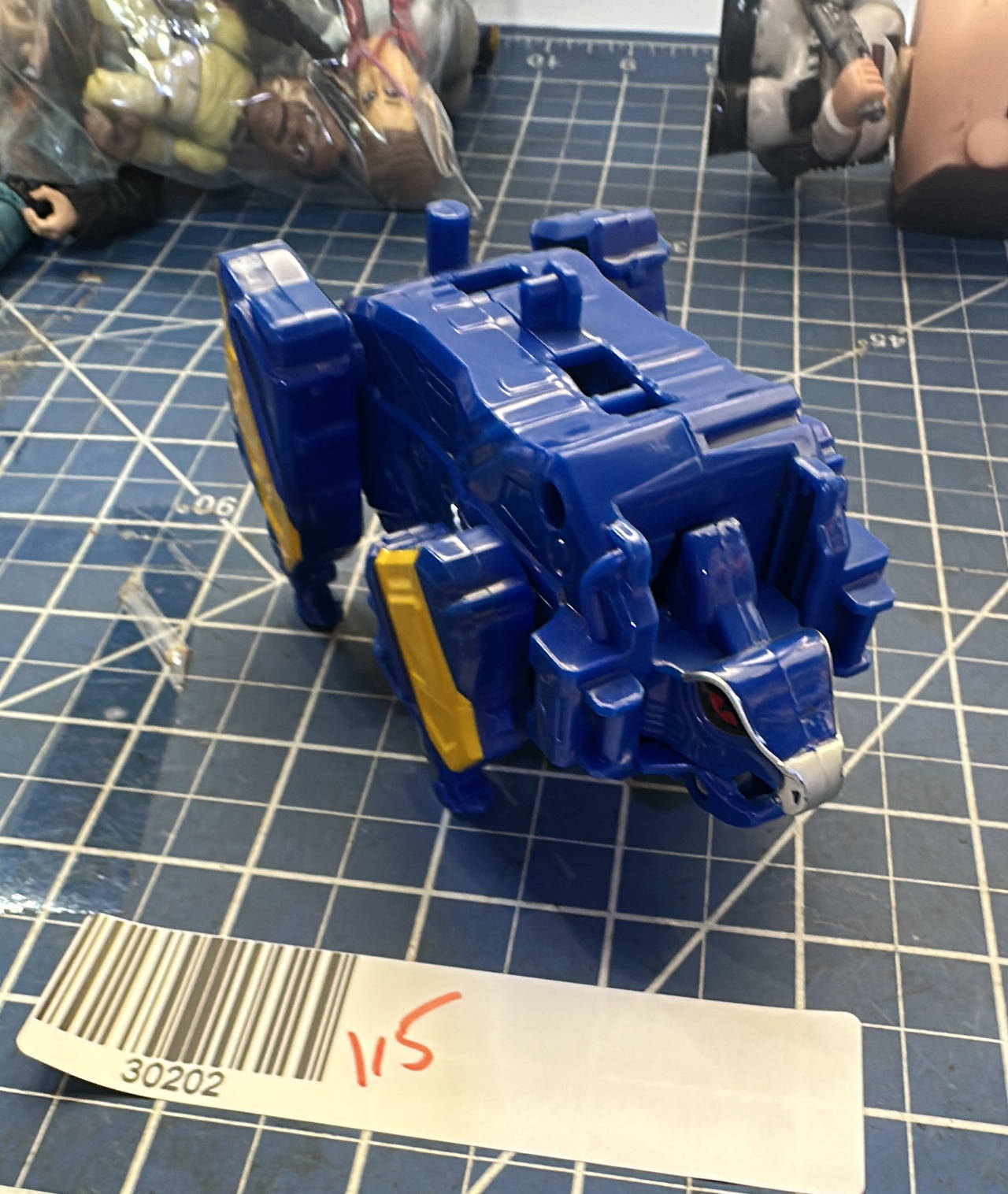 Power Rangers Wild Force Blue Bison Wildzord. 115