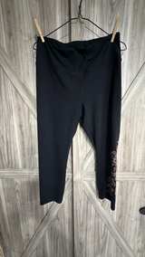 Gaiam Yoga Leggings Large Black with Flowers - Image 2