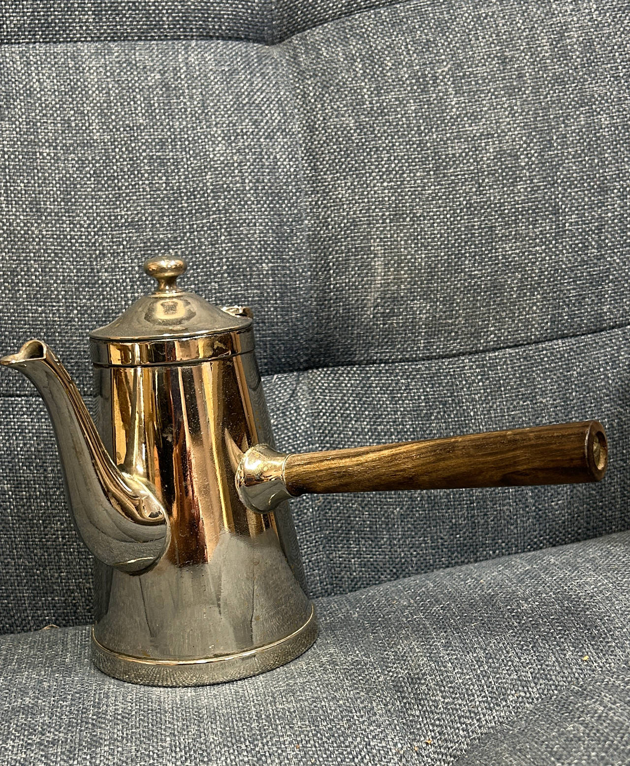 Vintage Cecilware Coffee Pot Tea Server Wood Handle Mid Century Hotelware