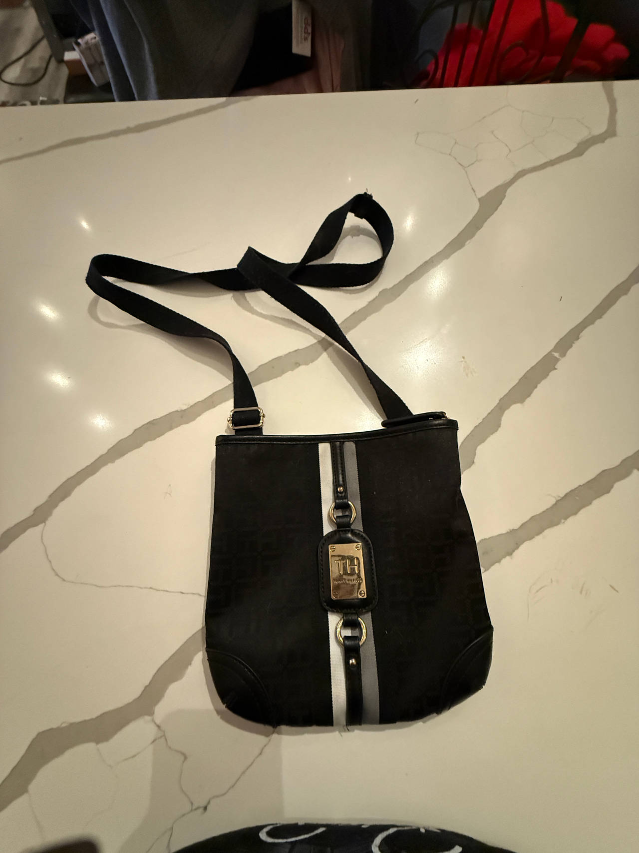 Tommy Hilfiger Crossbody Bag