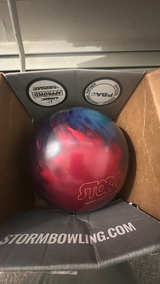 StormIQ Tour Nano Pearl Bowling Ball - Image 2