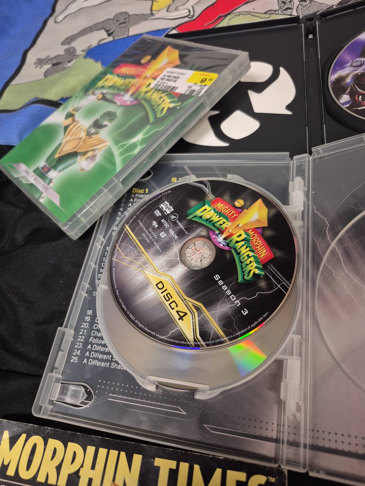 Mighty Morphin Power Rangers Media and Collectibles Lot