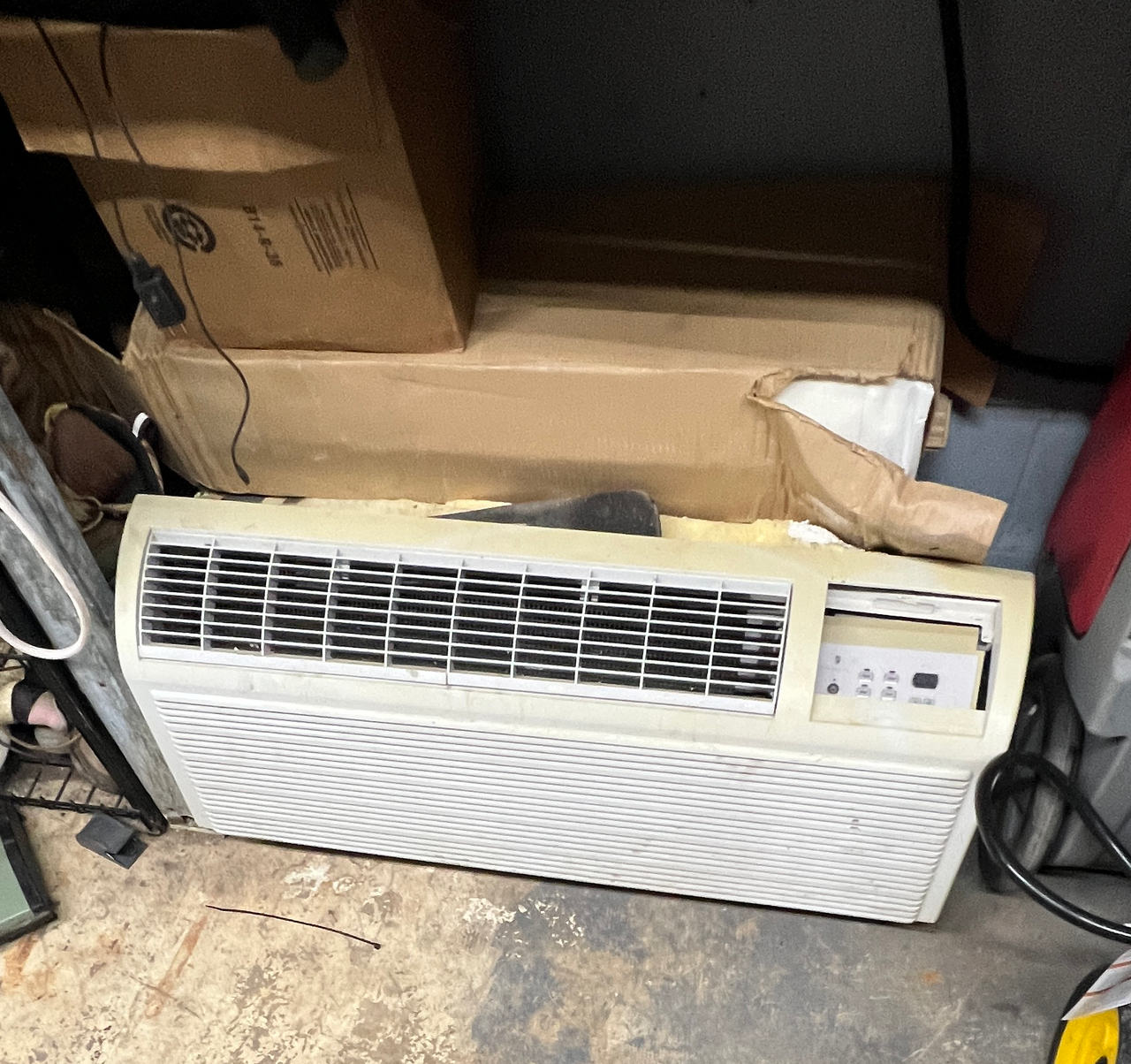 Amana PTAC Air Conditioner Unit