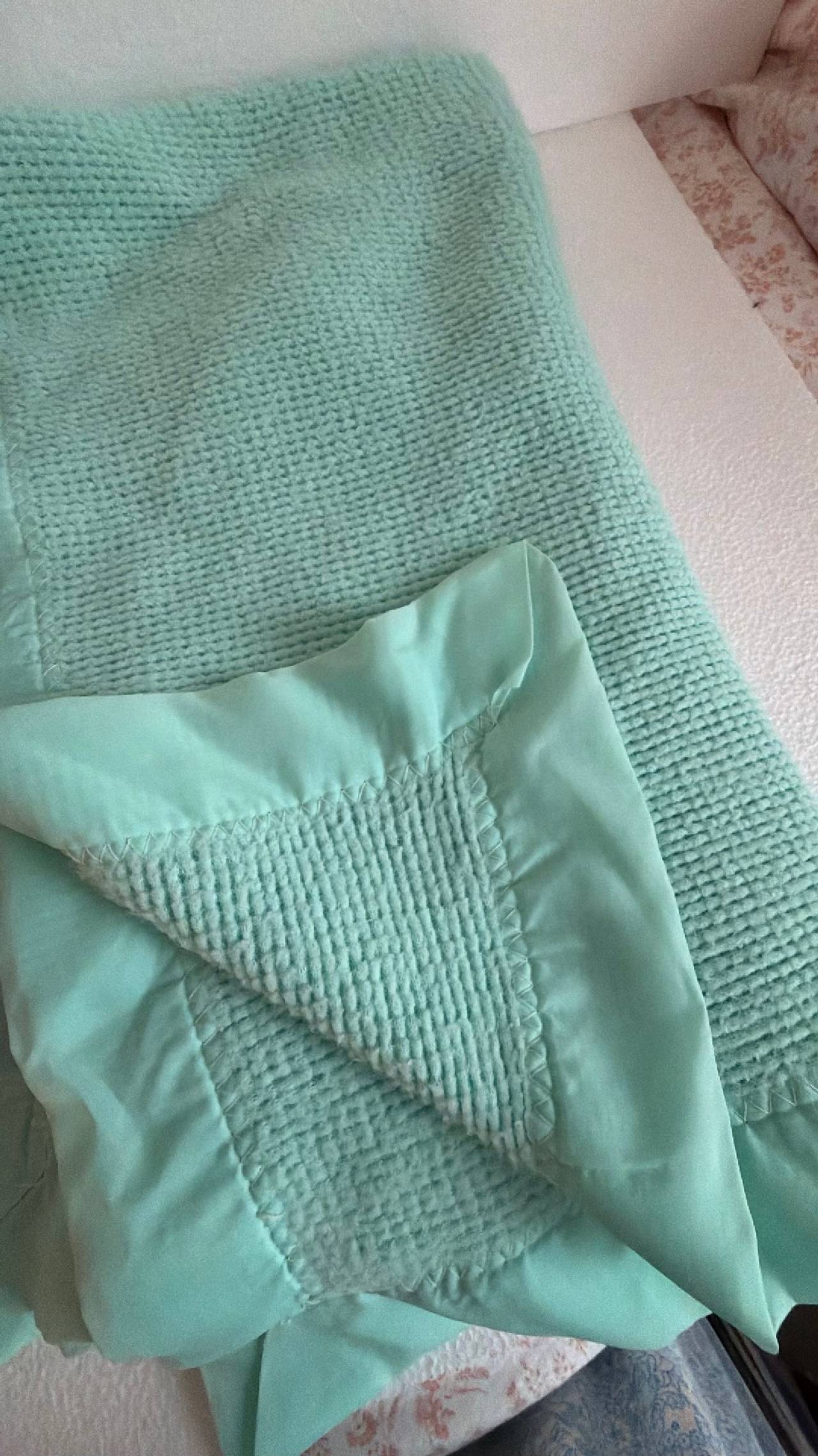 Vintage Waffle Weave Baby Blanket with Trim