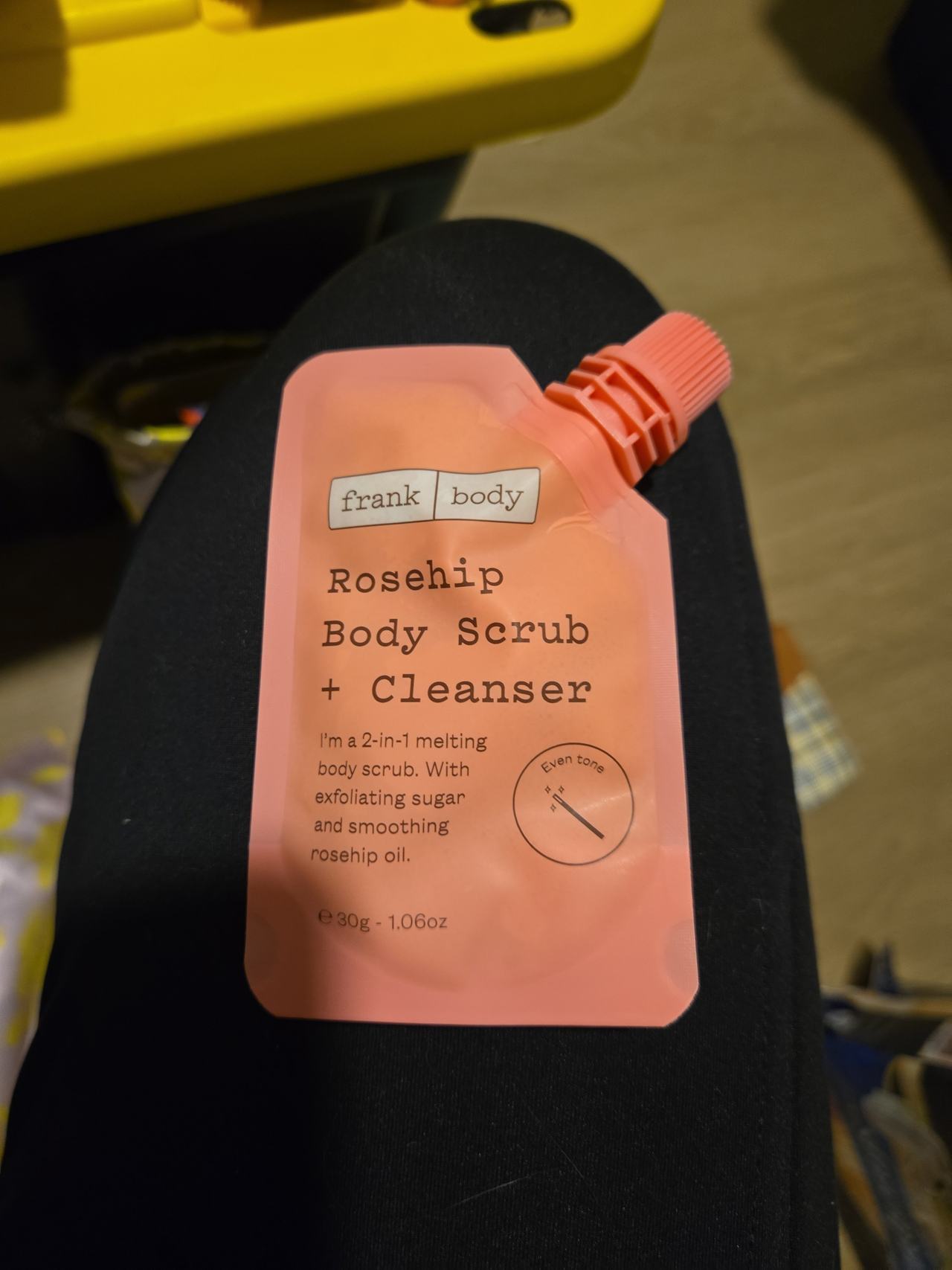 frank body Rosehip Body Scrub + Cleanser 30g