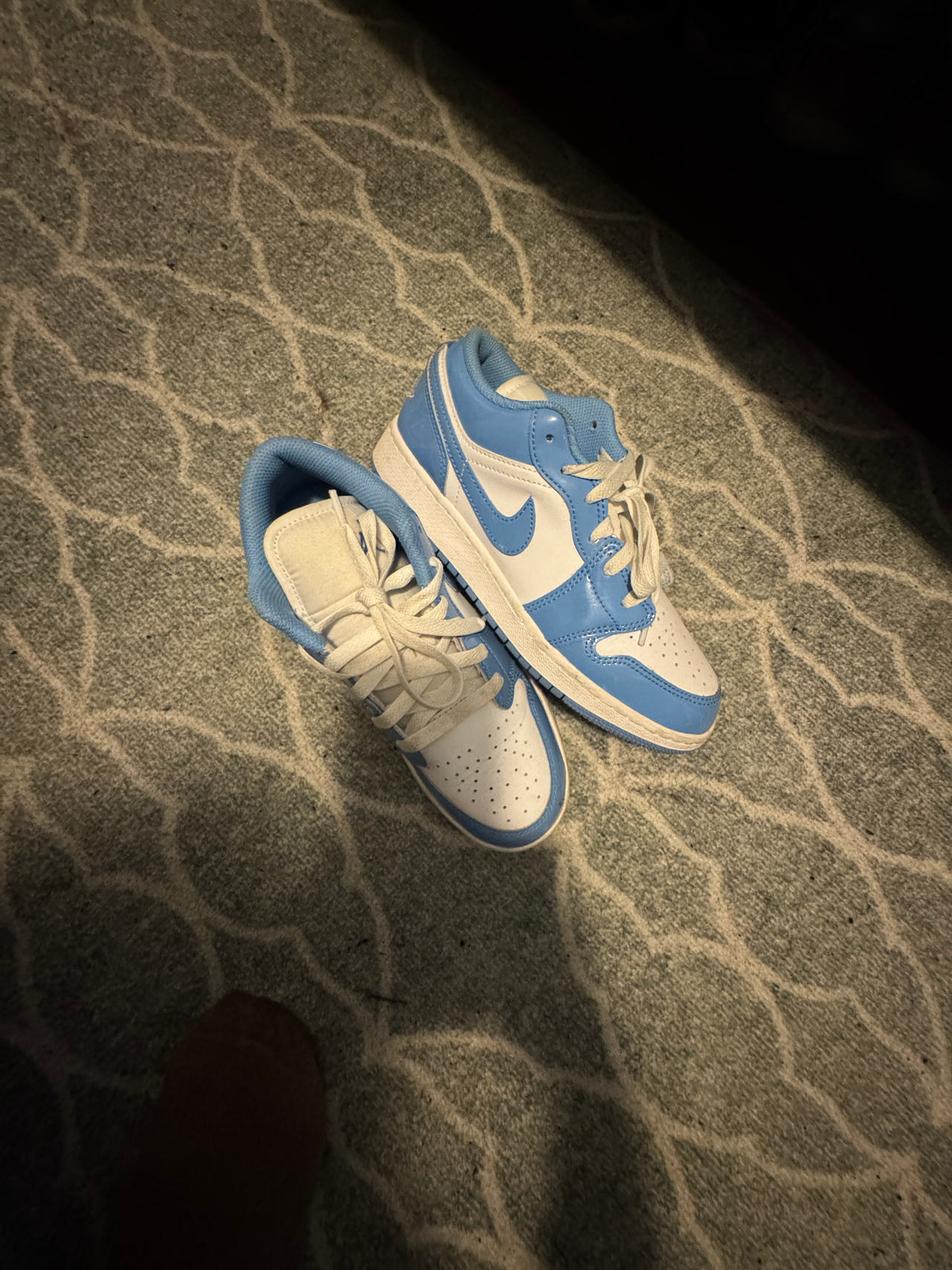 Air Jordan 1 Low University Blue