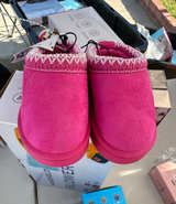 Hurley Slipper Pink. Size 7 - Image 1