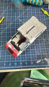 Transformers Studio Series 04 Deluxe Class Ratchet 123 - Image 2