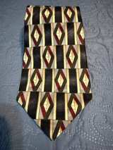 Men's Pierre Cardin silk Geometric Pattern Necktie - Image 5