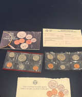 1989 United States Mint Uncirculated Coin Set - Image 1