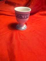 Gien porcelain egg cup - Image 2