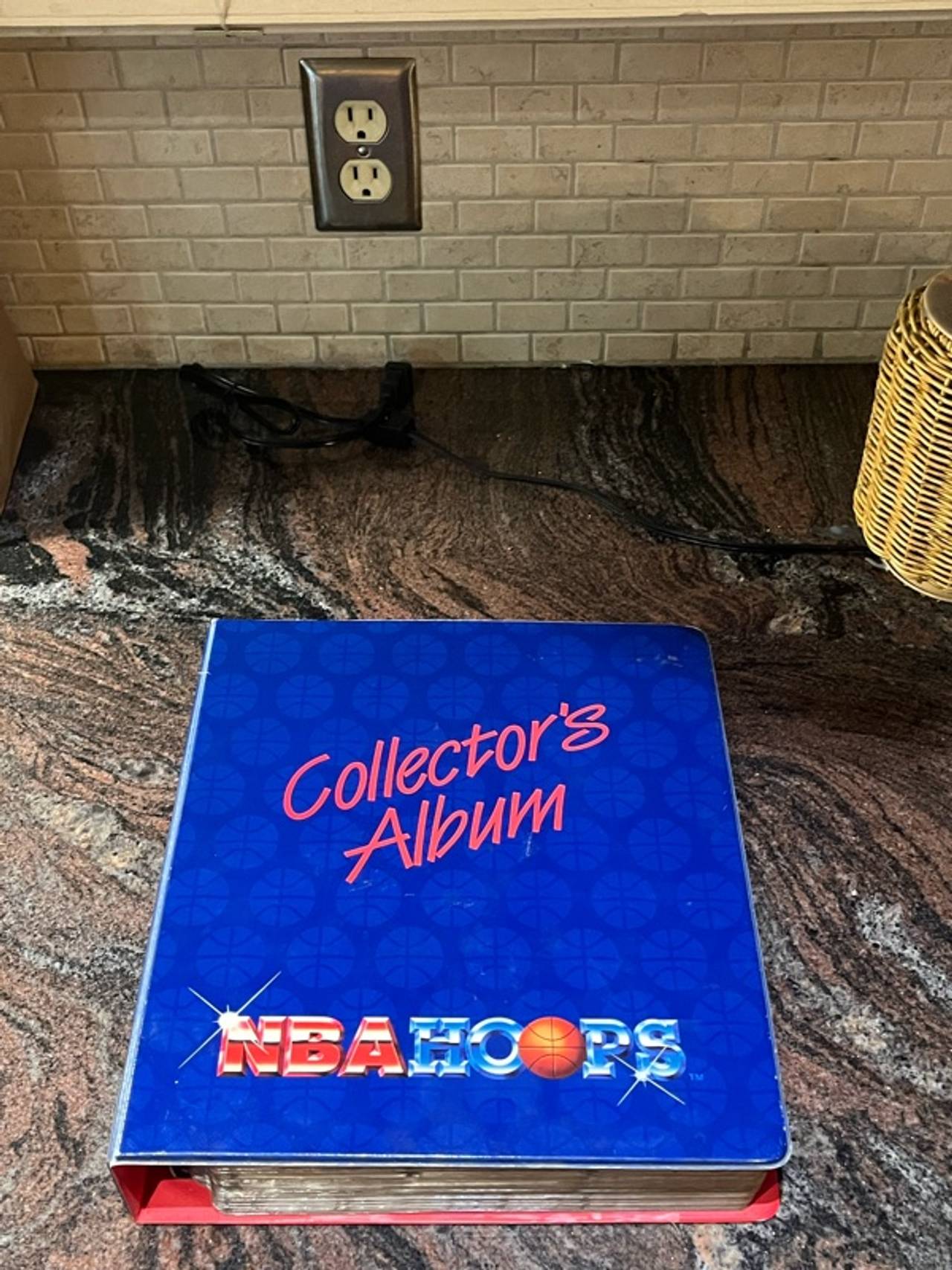 NHL & NBA Hoops Basketball Collectors Album