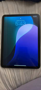 Apple iPad 11th generation - Image 1