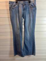 Aeropostale Hailey Skinny Flare Jeans size 11/12 short - Image 4