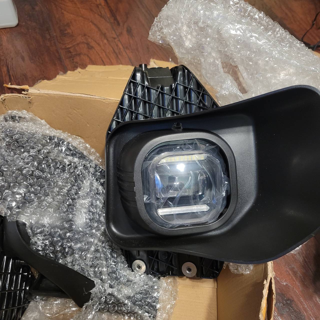 Ford F-250, 350, 450 LED Fog Light Assembly (2011-2016)